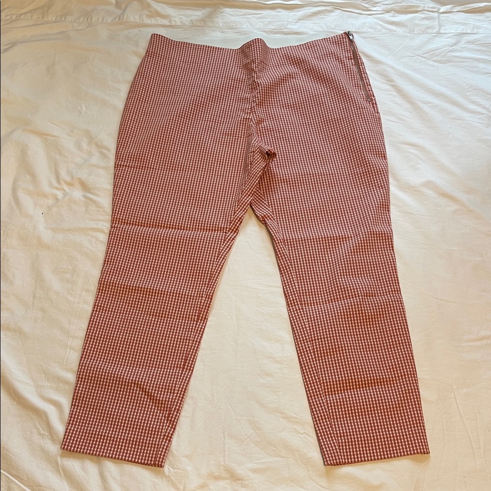 NWOT a new day coral/burnt orange and White Checkered Pants
